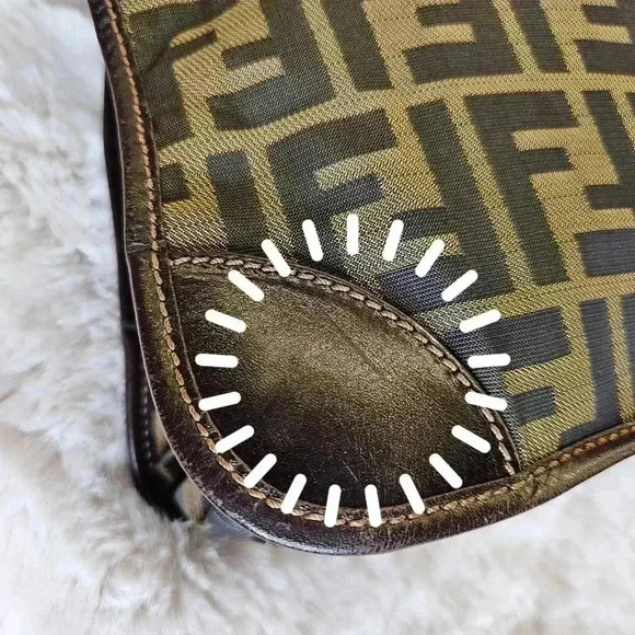 Fendi Zucca Print Foldable Tote - Picture 9 of 16